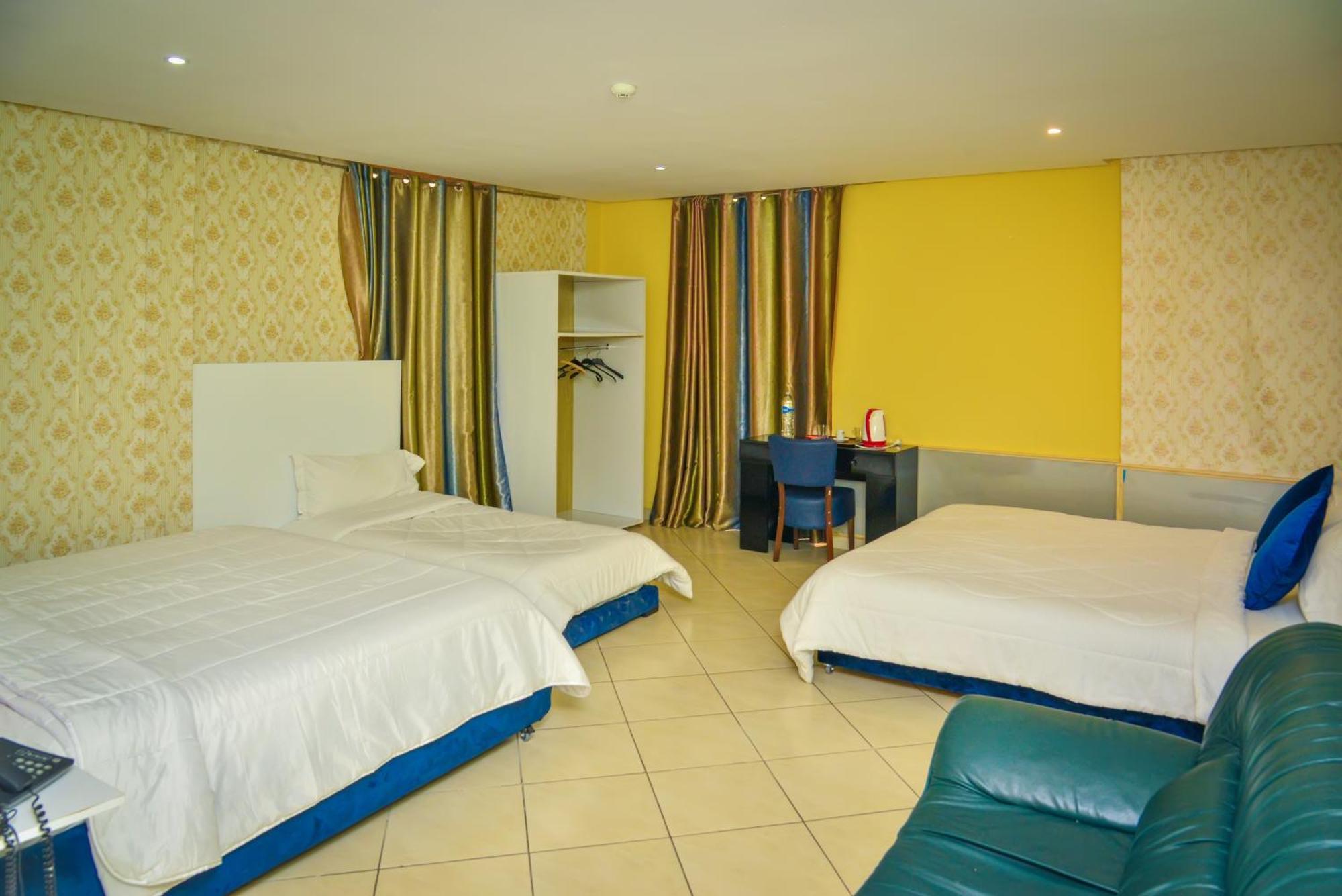 Free Zone Hotel Gzennaia ภายนอก รูปภาพ