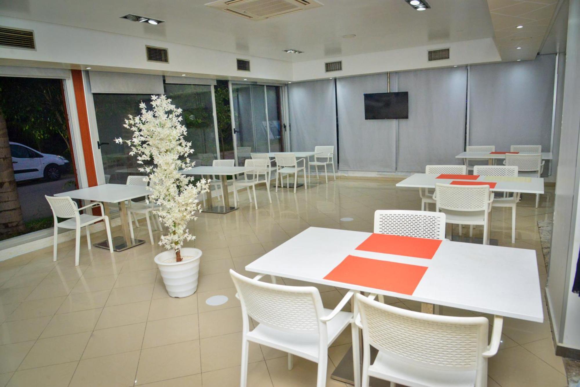 Free Zone Hotel Gzennaia ภายนอก รูปภาพ