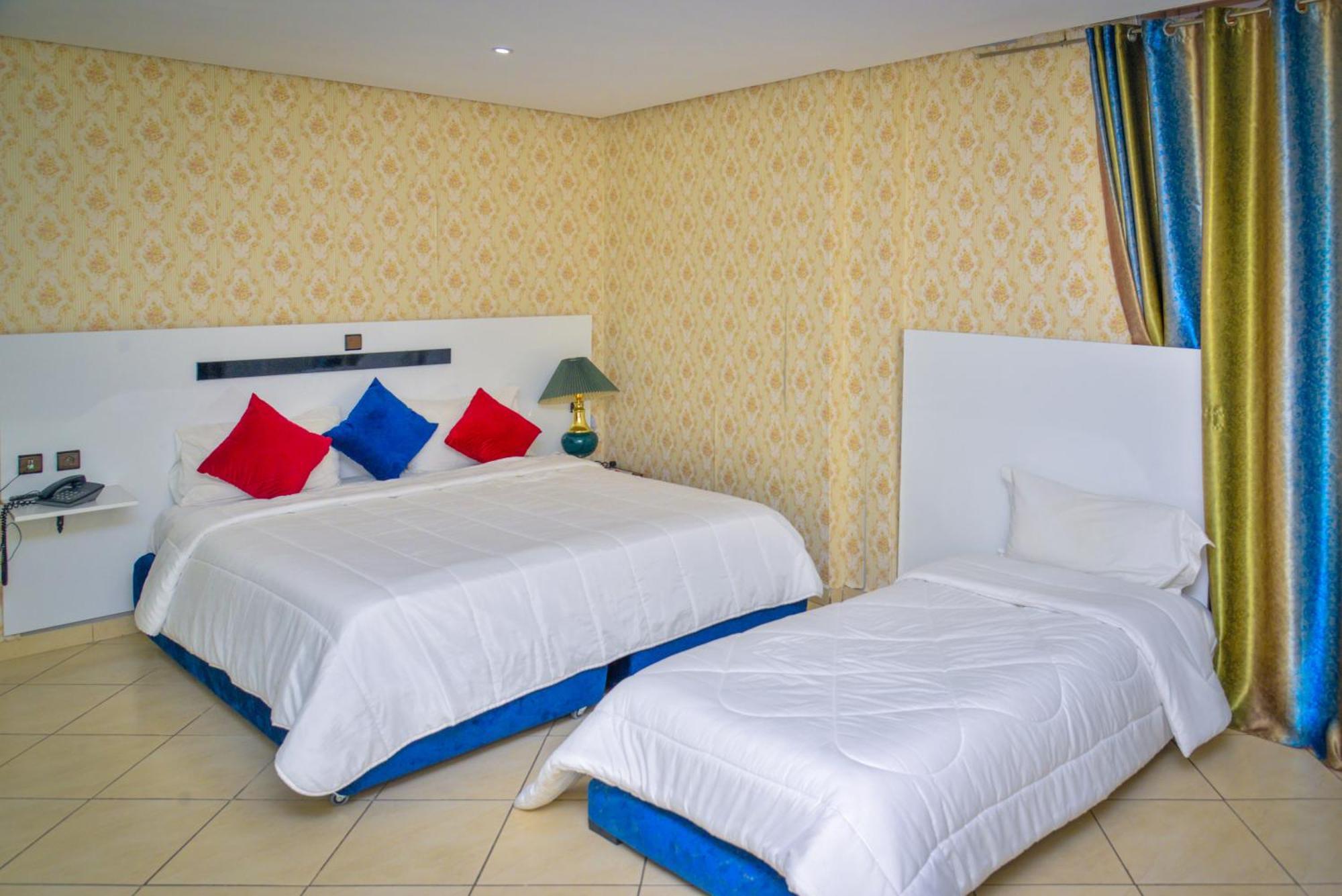 Free Zone Hotel Gzennaia ภายนอก รูปภาพ