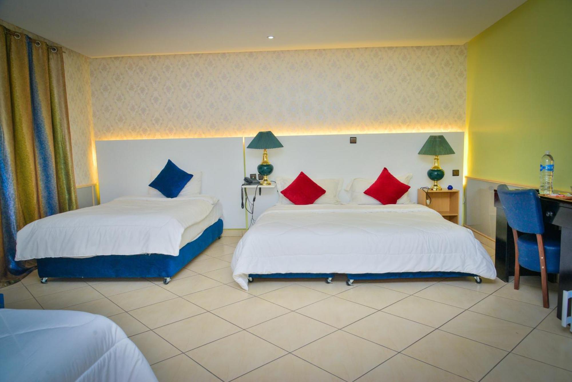 Free Zone Hotel Gzennaia ภายนอก รูปภาพ