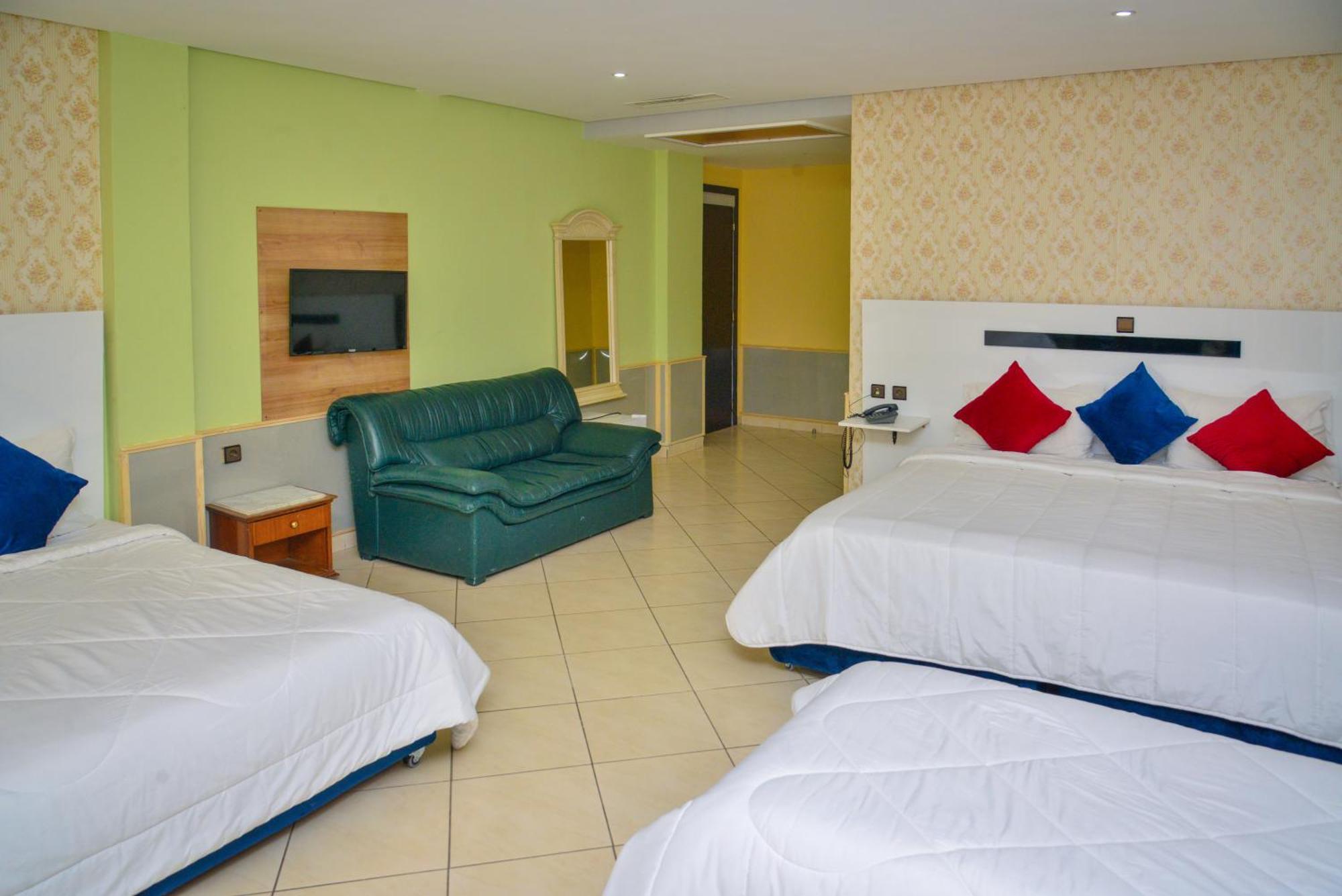 Free Zone Hotel Gzennaia ภายนอก รูปภาพ