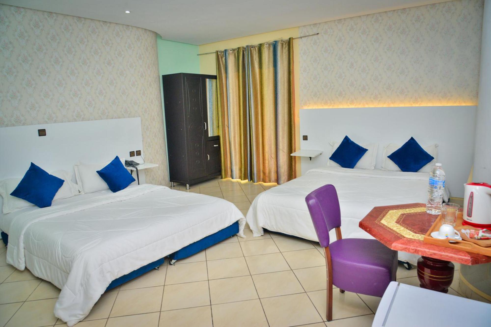 Free Zone Hotel Gzennaia ภายนอก รูปภาพ